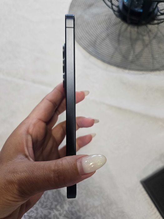 Телефон Samsung s26