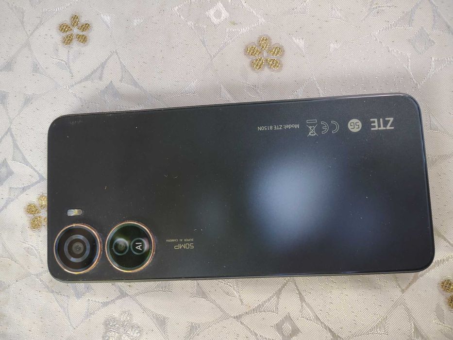 Телефон ZTE Blade V50 Design 5G
