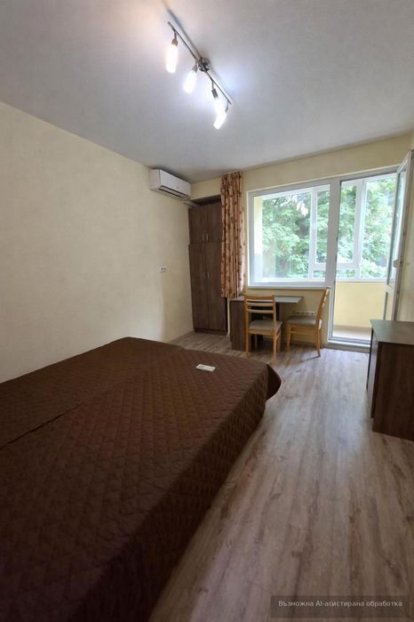 Тристаен апартамент  в гр.Варна, Погреби!