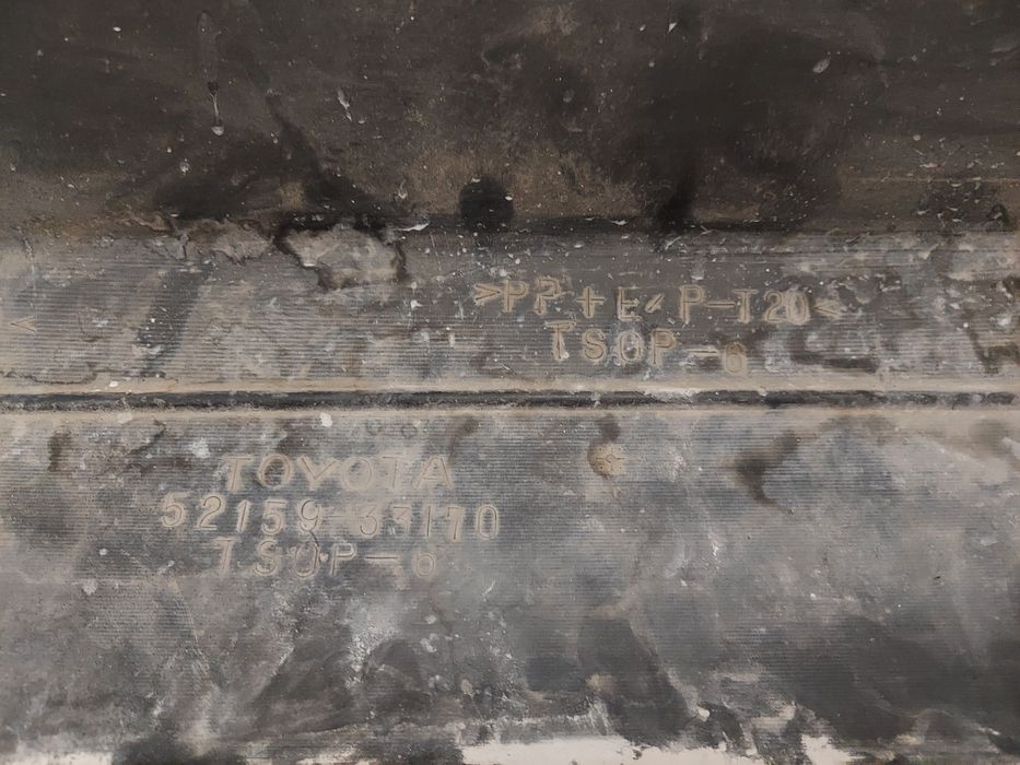 Продам бампер от lexus es, toyota wisdom