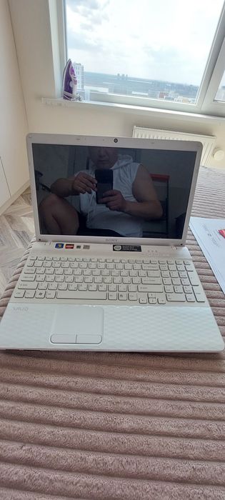 Продам ноутбук СОНИ