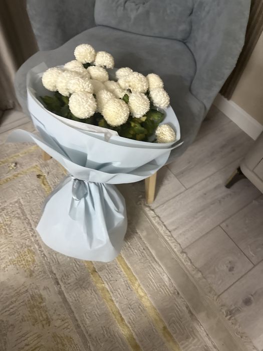 Продам букеты разных цветов