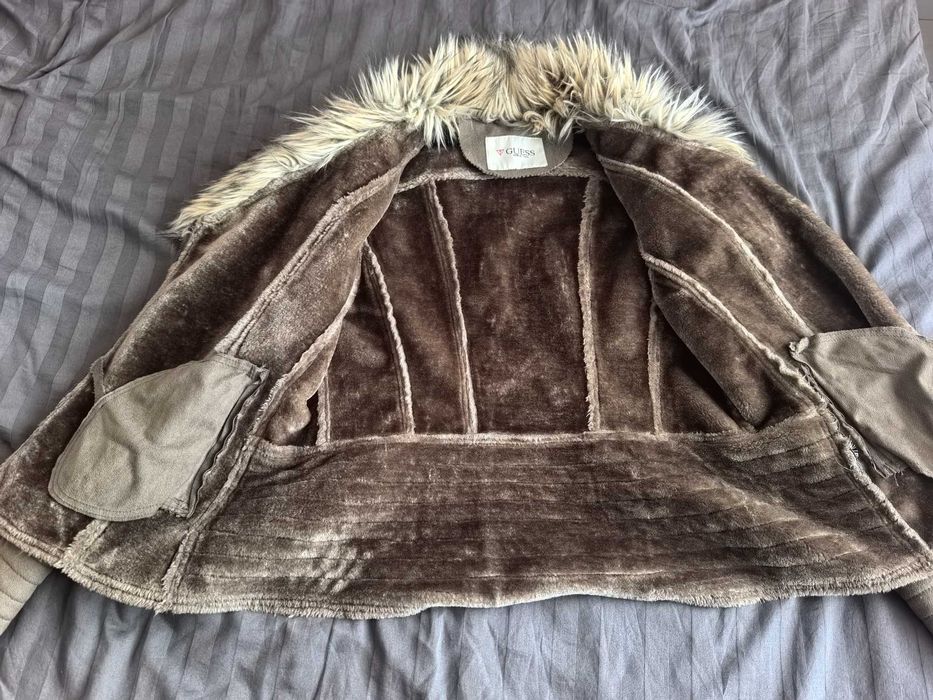 Дамско яке Guess