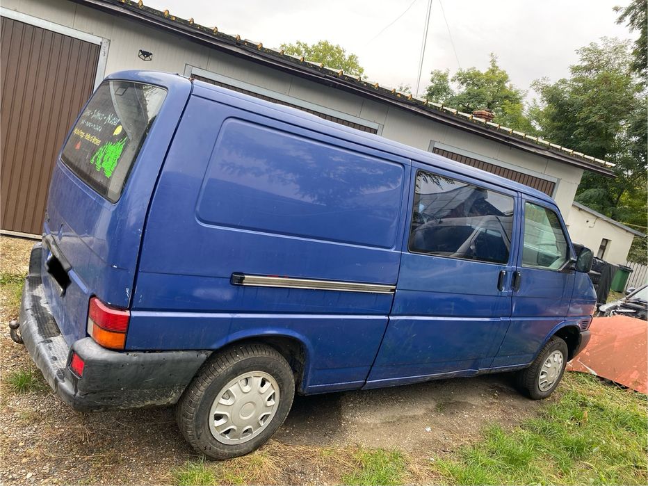 Volkswagen Transporter 2003 diesel, 1.833 € — imagine 3