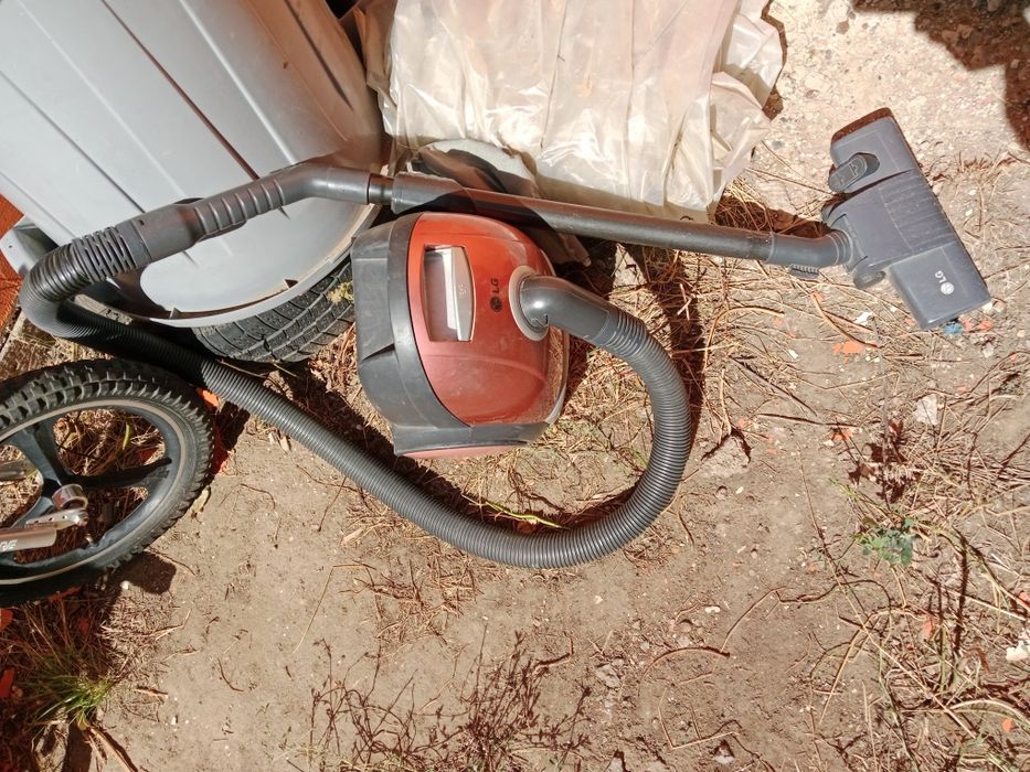 Продам пылесос...