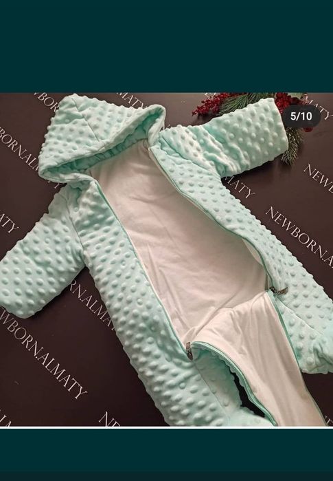 Конверт на выписку с комбинизоном!