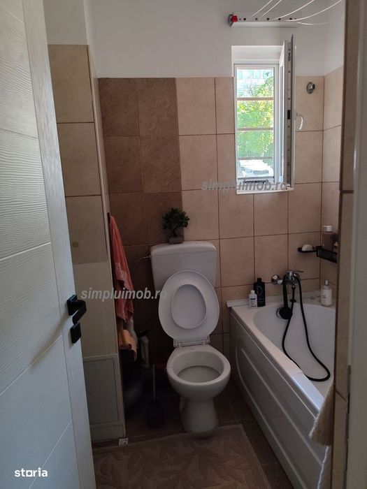 3 Camere Metrou 1 Decembrie