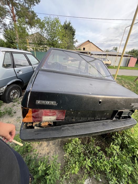 Продам ваз 21099 на запчасти
