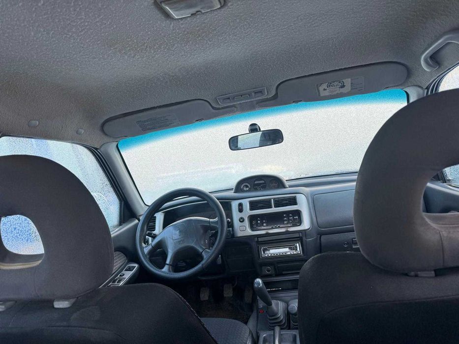 Mitsubishi L200 an 2005