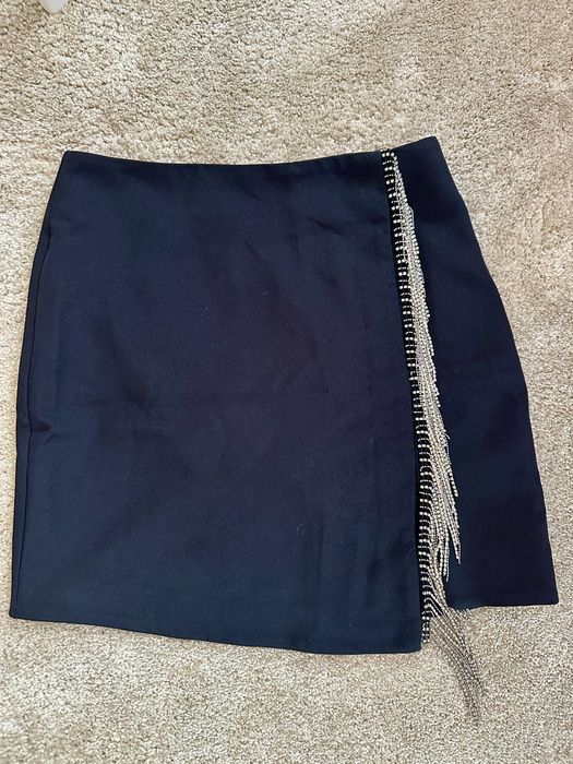 Черна пола Zara с метални ресни, XS размер