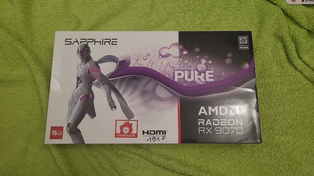 Pc Gaming amd rx 9070 de 16 gb- AMD Ryzen 7 9800X3D - nou