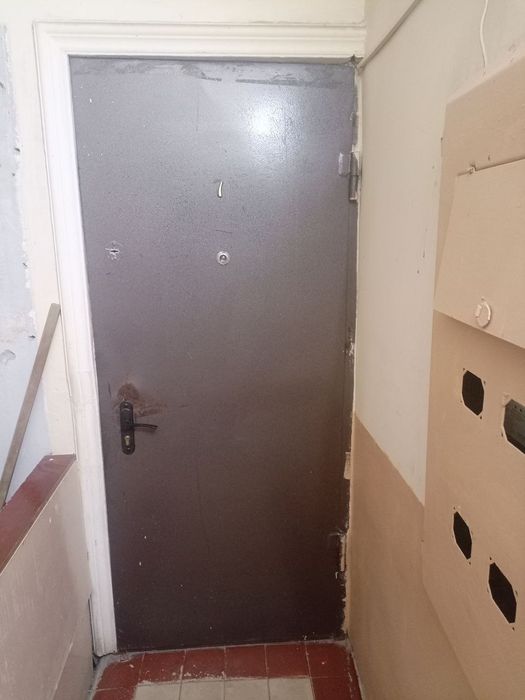 Temir eshik sotiladi. Продаётся железная дверь