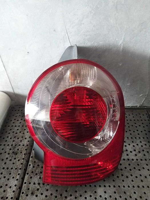 Stop tripla lampa dreapta renault modus 8200613077 8200538785