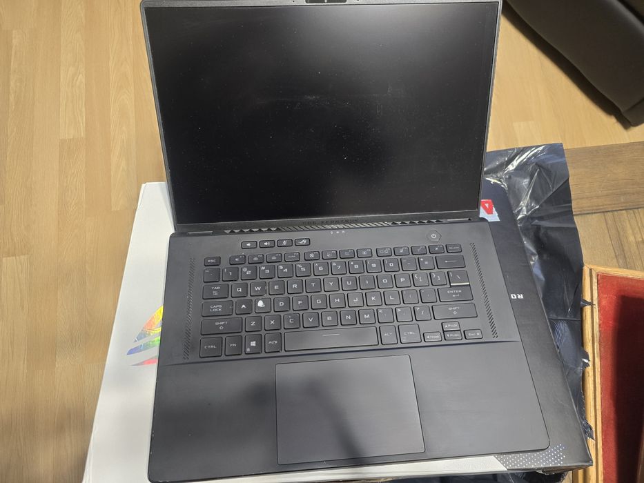Laptop Asus Rog M16