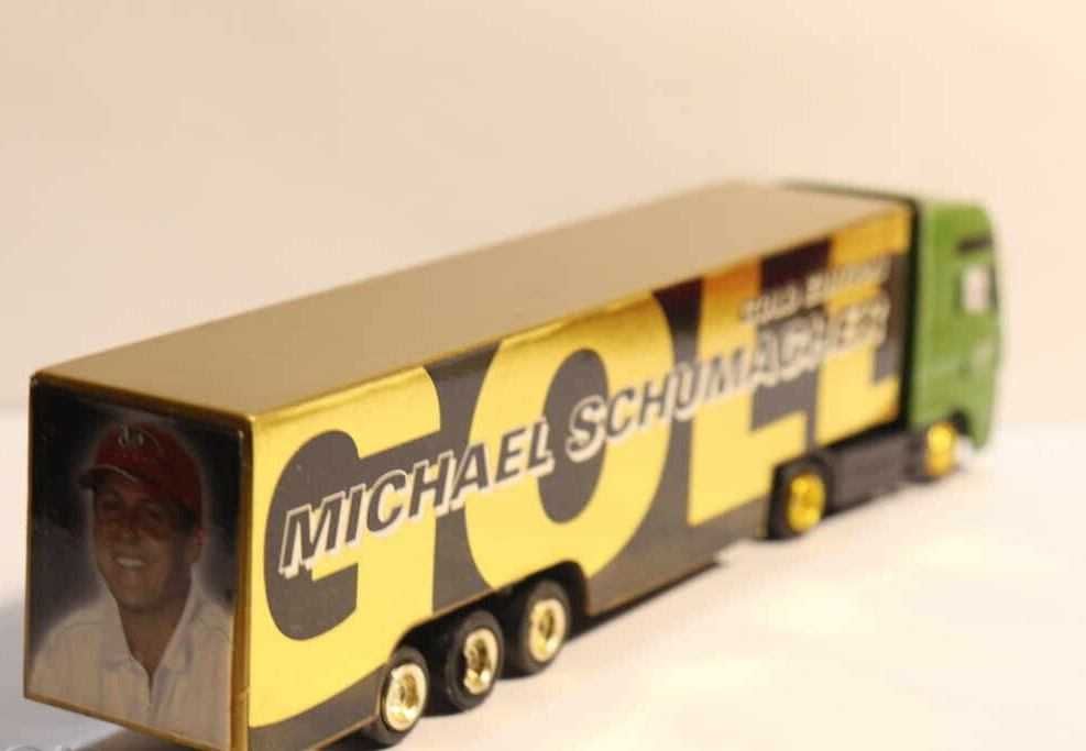 Модел камион 1/87  Бира MERCEDES  Ман Holsten Шумахер Байерн Мюнхен