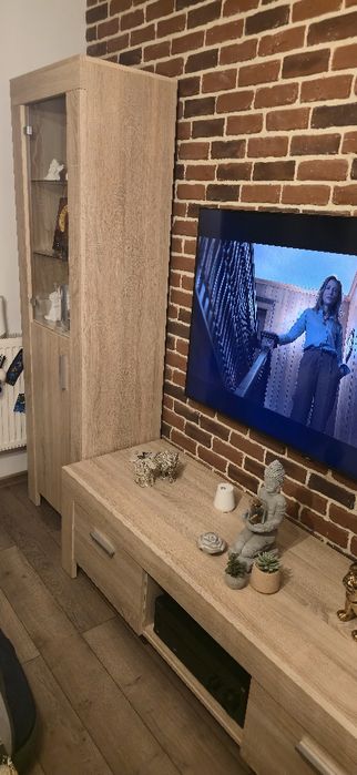 Mobilier living / set - 2vitrine turn + comoda tv + polita