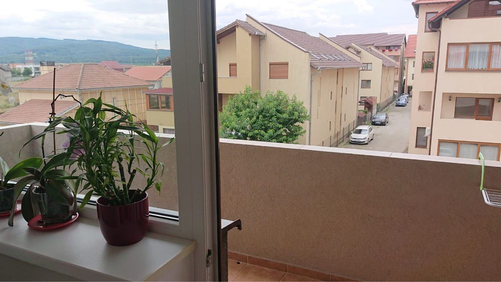 Apartament cu 2 camere de inchiriat zona San Casa