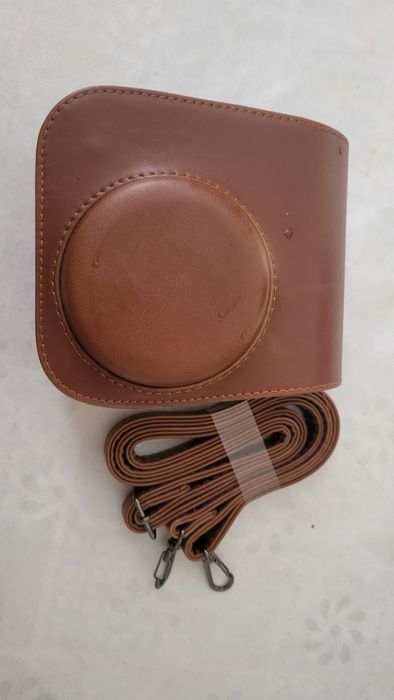 Продам футляр под instax 8,9,11