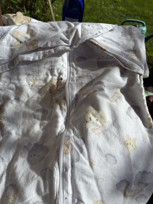 Protectie pat si hainute bebe