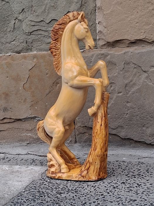 Красива Фигура Статуетка Кон