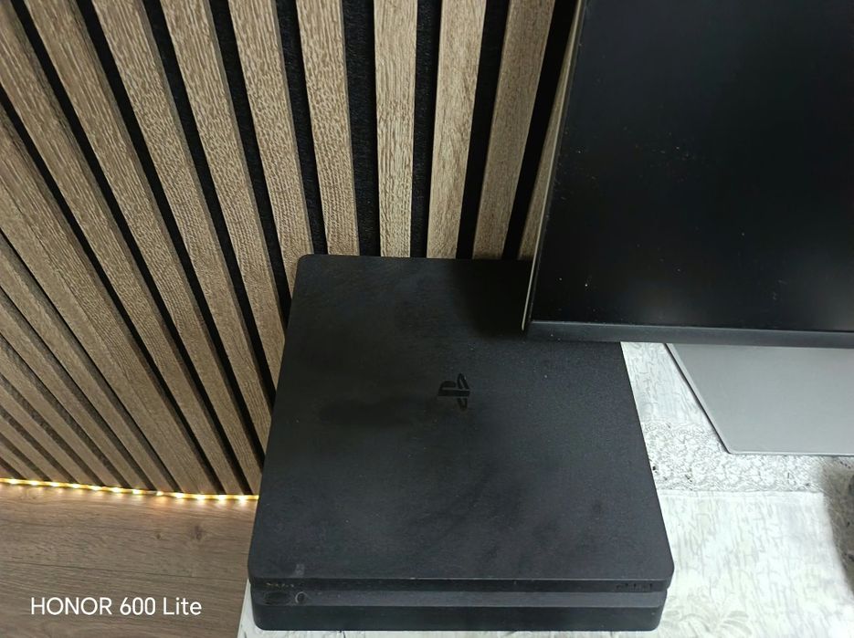 Vând setup gaming complet  800 lei
