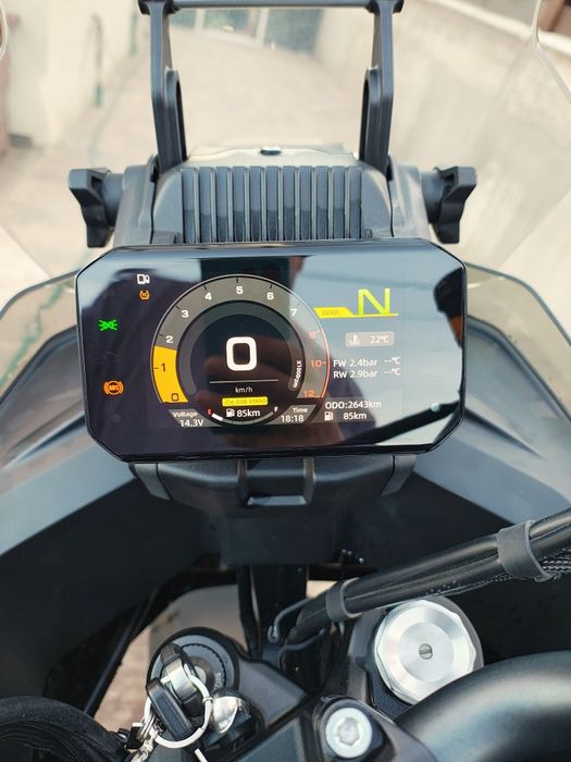 CFMOTO 700MT 2025