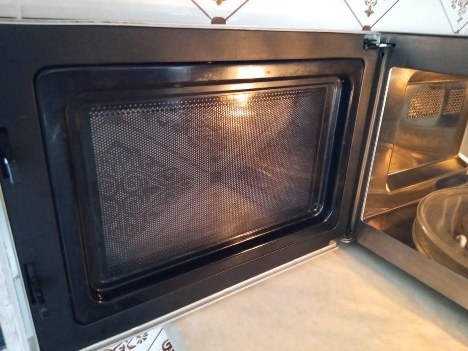 Микроволновая печь