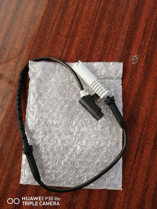 Продам датчик АБС на бмв е38