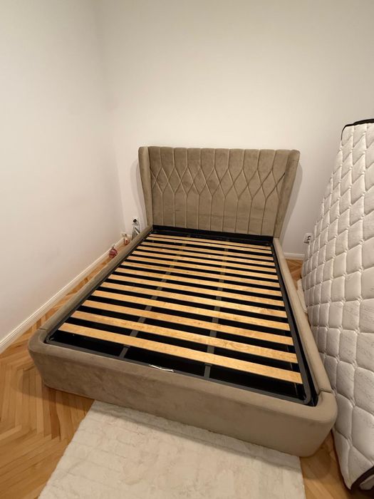 Pat matrimonial tapitat