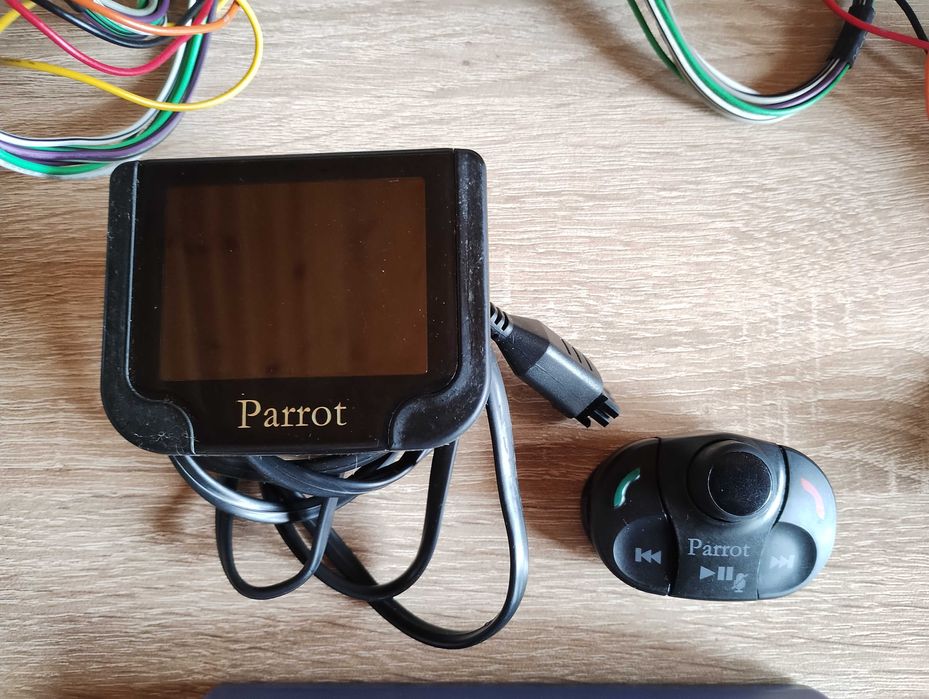 Parrot MKI9200 car handsfree system