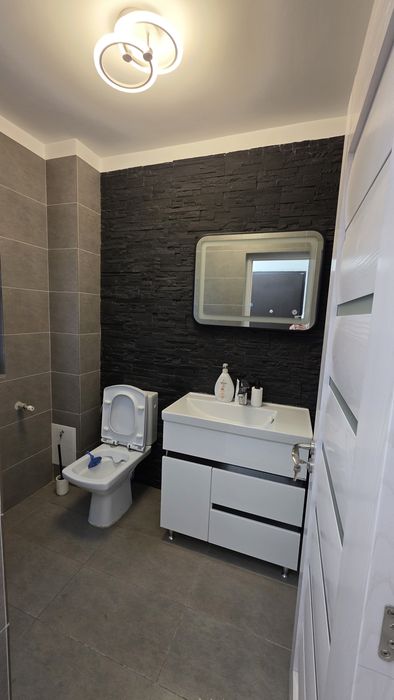 Casă de vânzare – Ultracentral Popești-Leordeni | Lângă Primărie | 6 camere | Teren 200 mp
