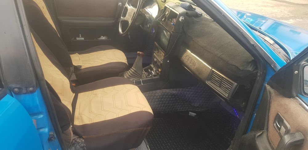 Продам Ауди100с3  в хорошим состояние