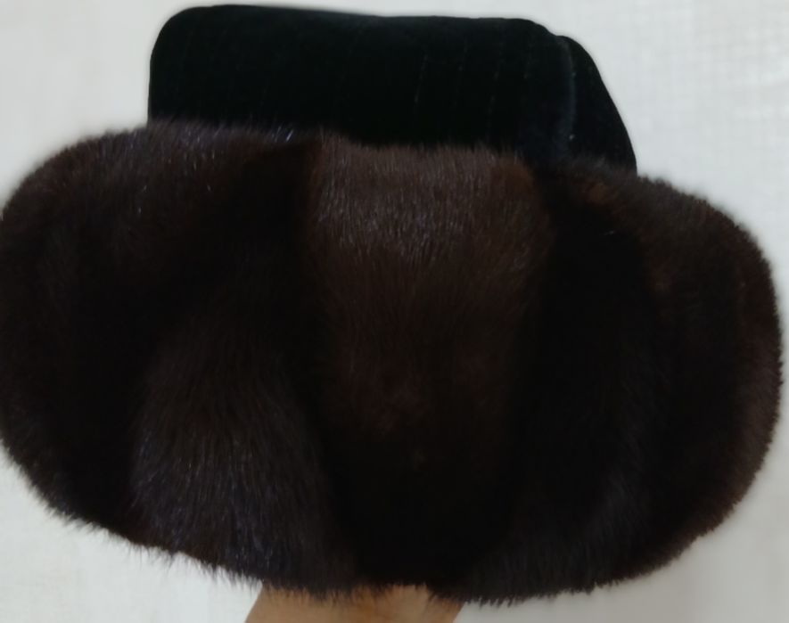 Ұлттық бас киім.Құндыз бөрік.