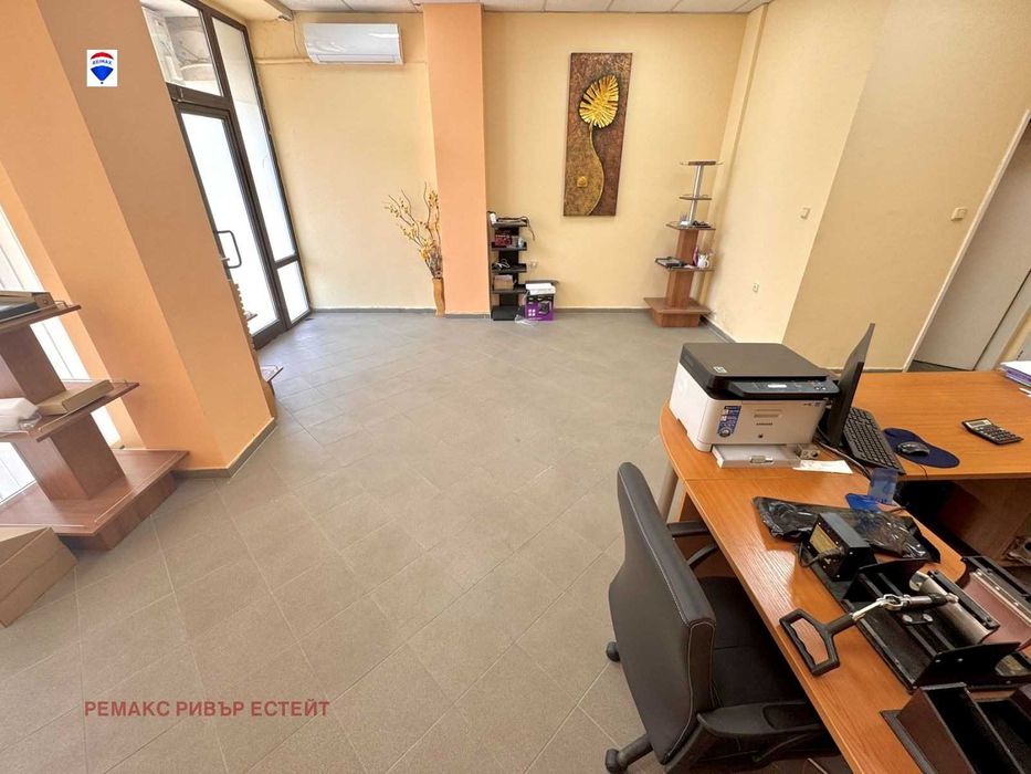 Дава се под наем Офис в Русе, Широк център - 46 кв.м за 255 € - Снимка #8