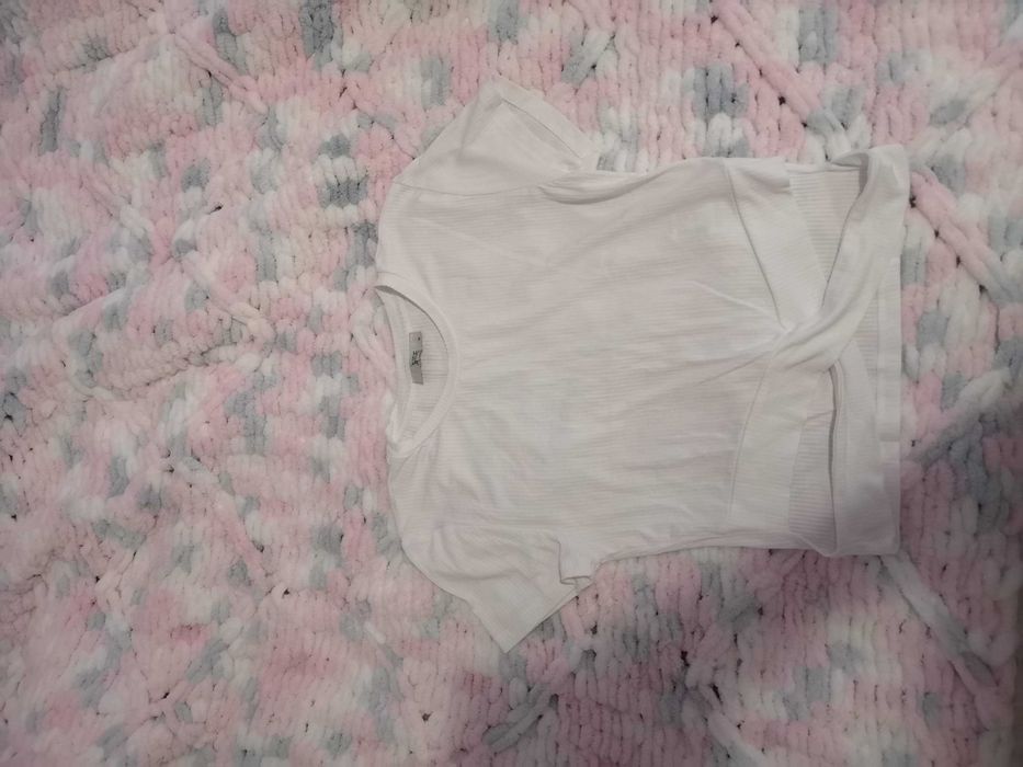 РАЗПРОДАЖБА Тениски,потници и ризи М-ХЛ