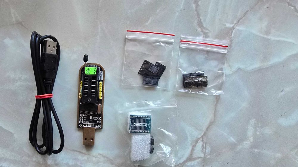 Програматор SoFi SP8-A за FLASH, EEPROM, SPI памети