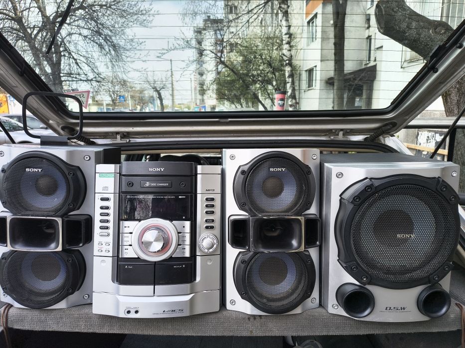 Уредба Sony с две колони и  буфер