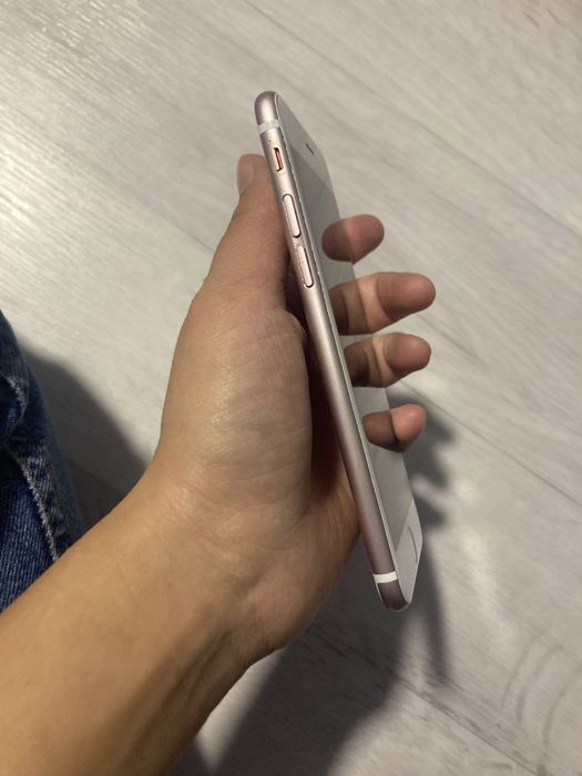 Iphone 6 в идеальном состоянии. 16 мб.