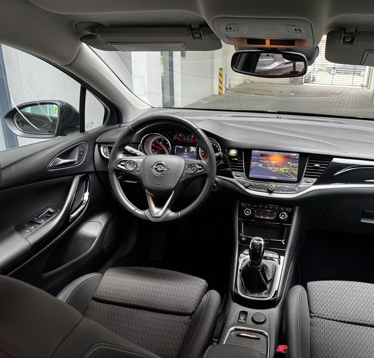 Opel Astra Innovation Garanție 12/36 Luni Matrix Led Side Lane Distronic Cameră