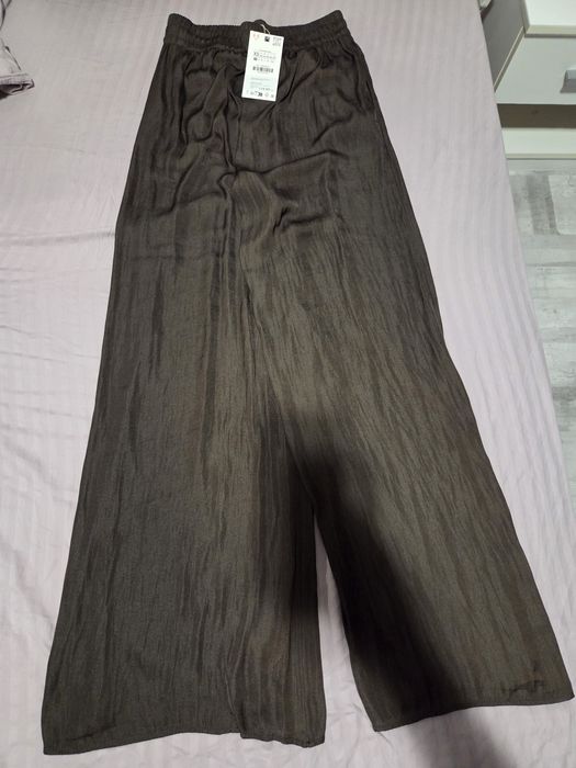 Vand pantaloni zara