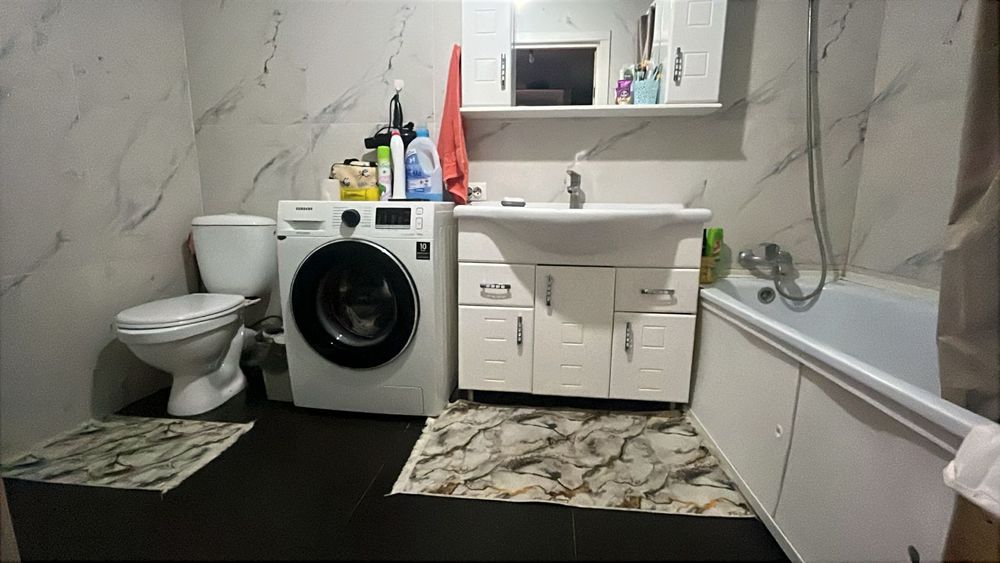 Продаем половину двухэтажного дома