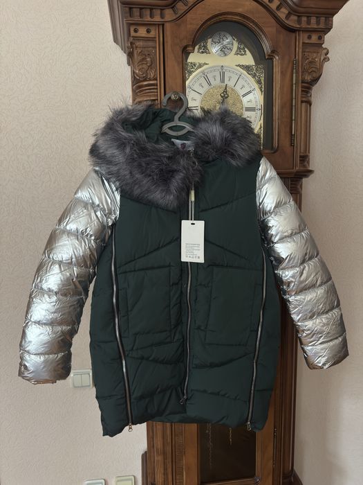 Пуховик новый зеленый