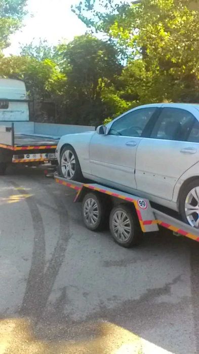 Пътна помощ превоз на автомобили животни и товарни превози до 5 тона.