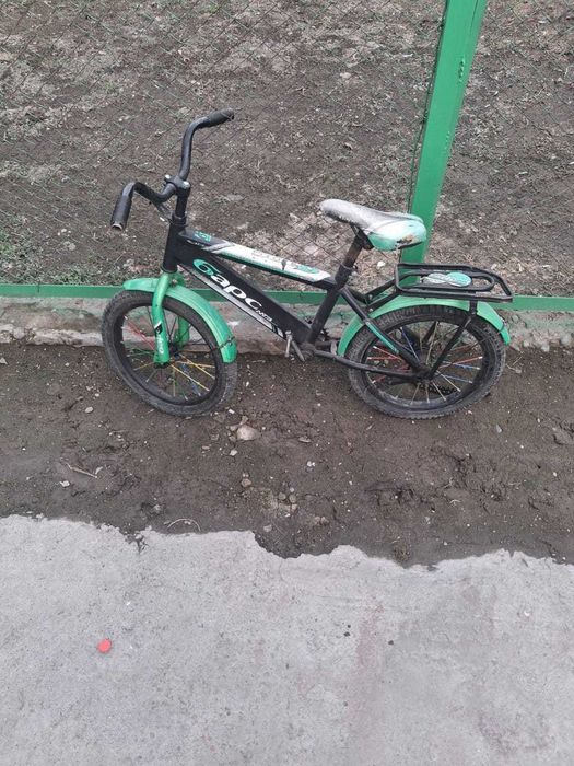 Велик велосипед..