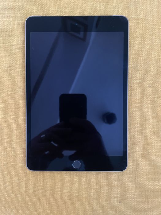 Ipad A1550 + sim 7”
