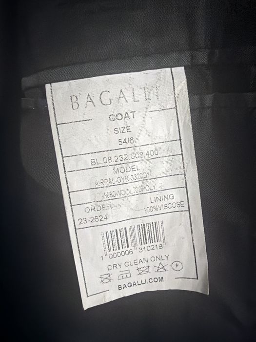 Пальто BAGALLI в отличном состоянии