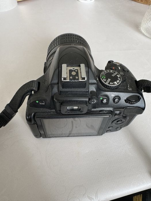 Nikon d5100 2шт  требуют ремонта