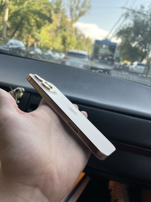 Продам iphone 16 pro max