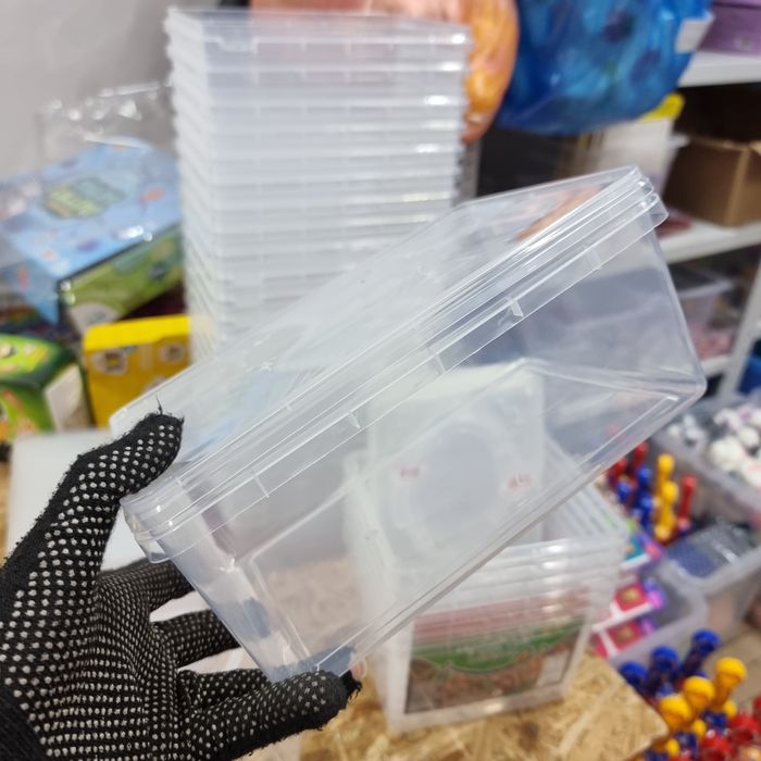 Банки пластиковые