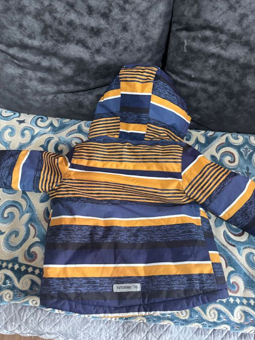 Детская куртка для 2-3 лет